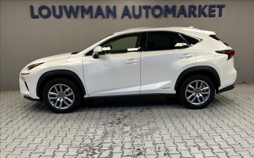 Lexus NX 300h SUV 2,5 l 145 kw