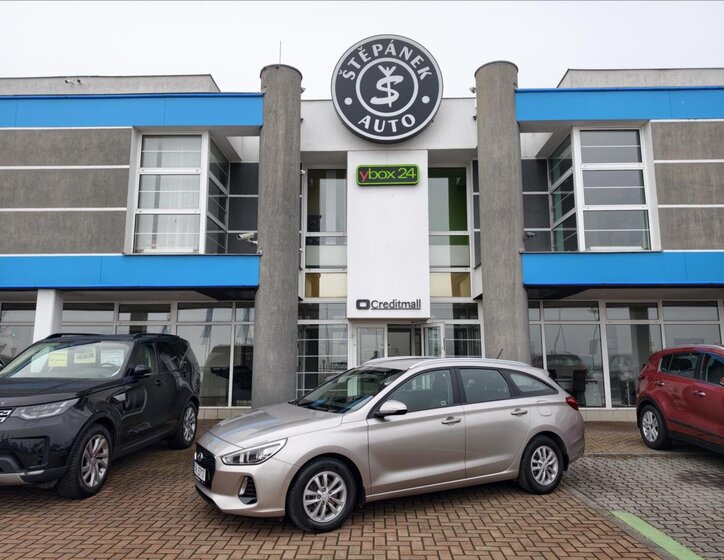 Hyundai i30 Kombi 998,0 88 kw