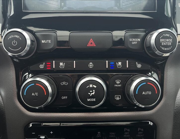 Dodge RAM 1500 Pick-up 5,7 l 291 kw