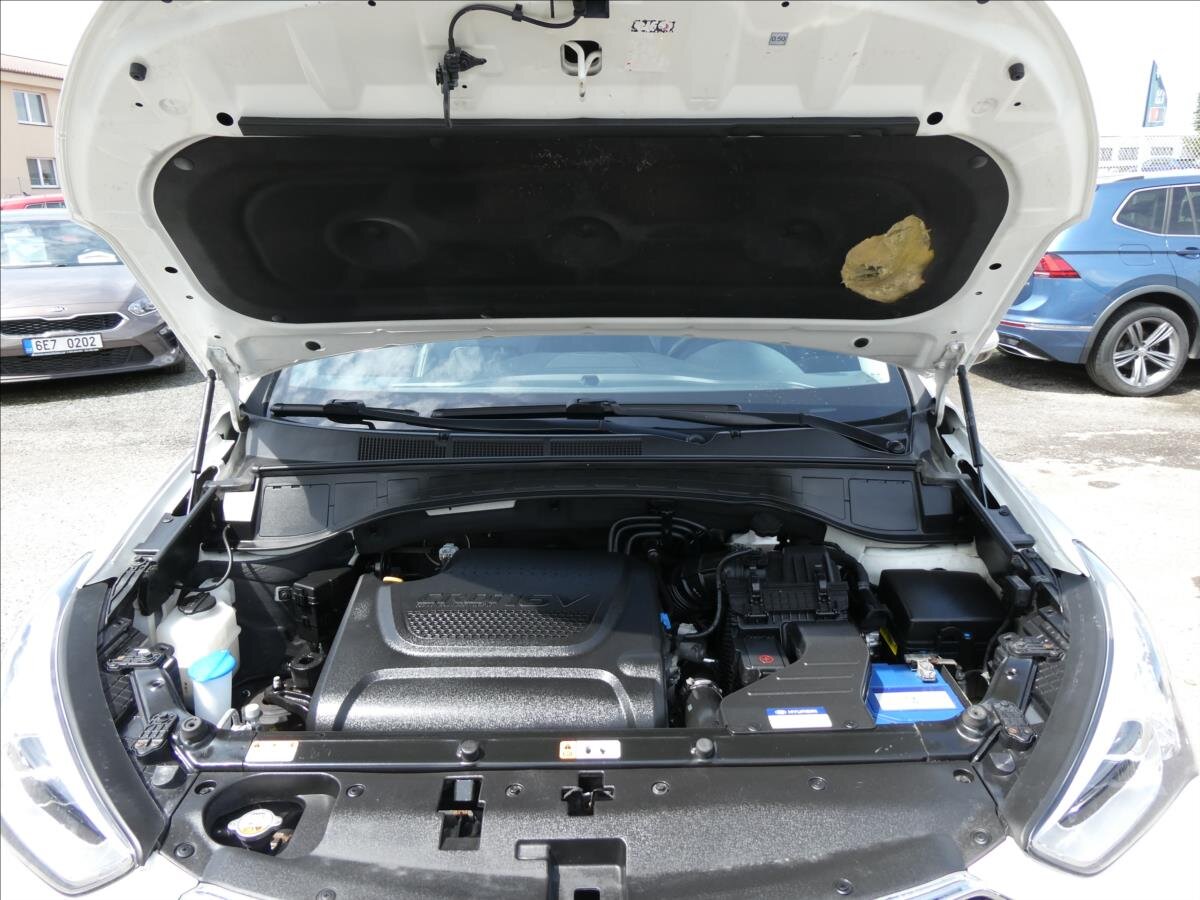 Hyundai Grand Santa Fe