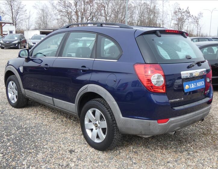 Chevrolet Captiva 6