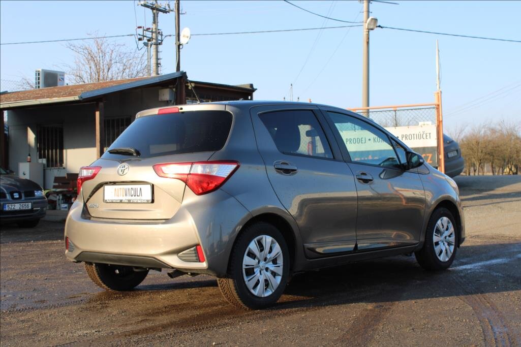 Toyota Yaris Hatchback 1,5 l 82 kw