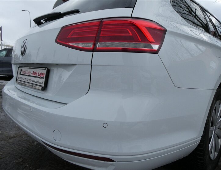 Volkswagen Passat Kombi 2,0 l 110 kw