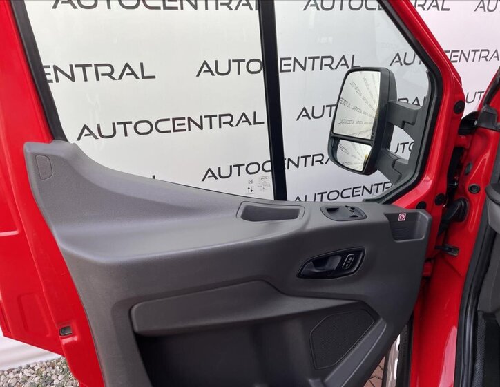 Ford Transit Valník 2,0 l 96 kw