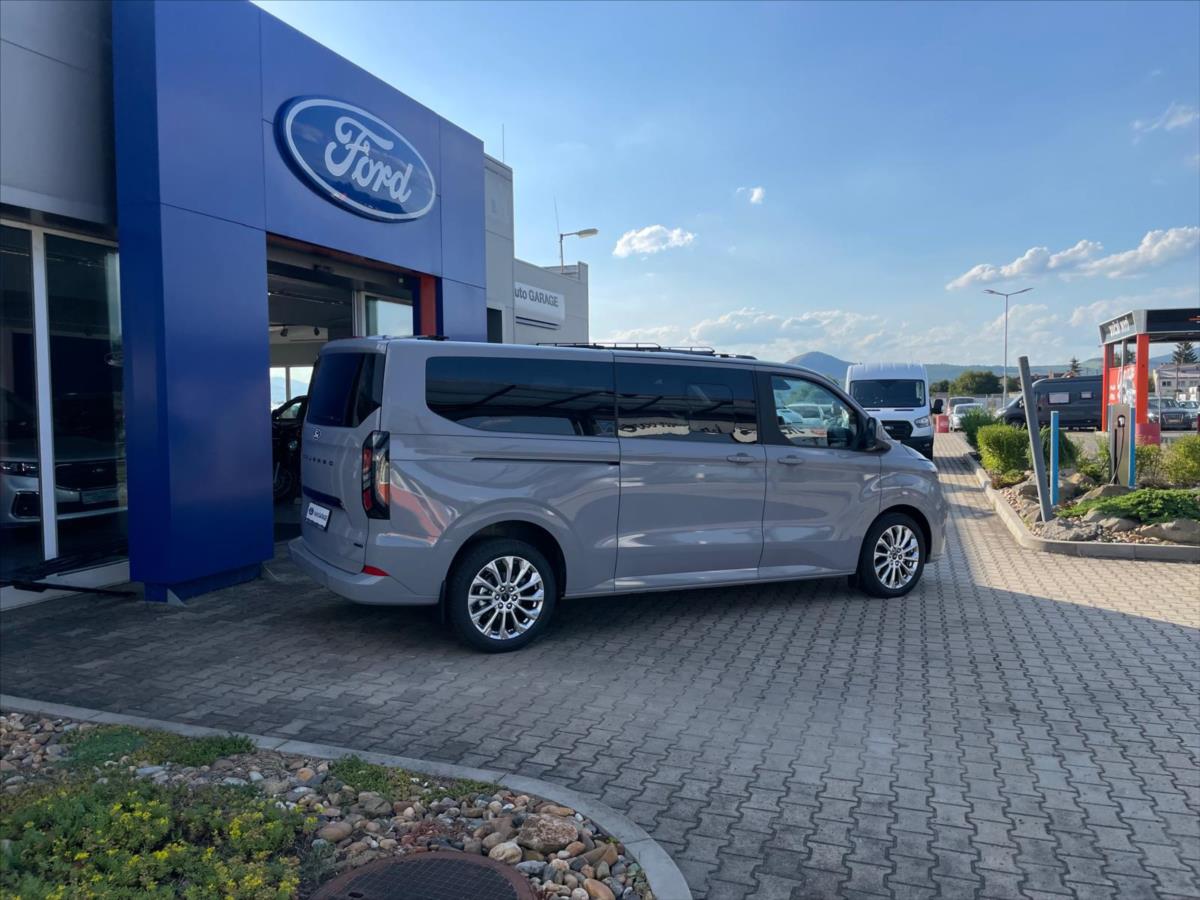 Ford Tourneo Custom Kombi 2,0 l 125 kw