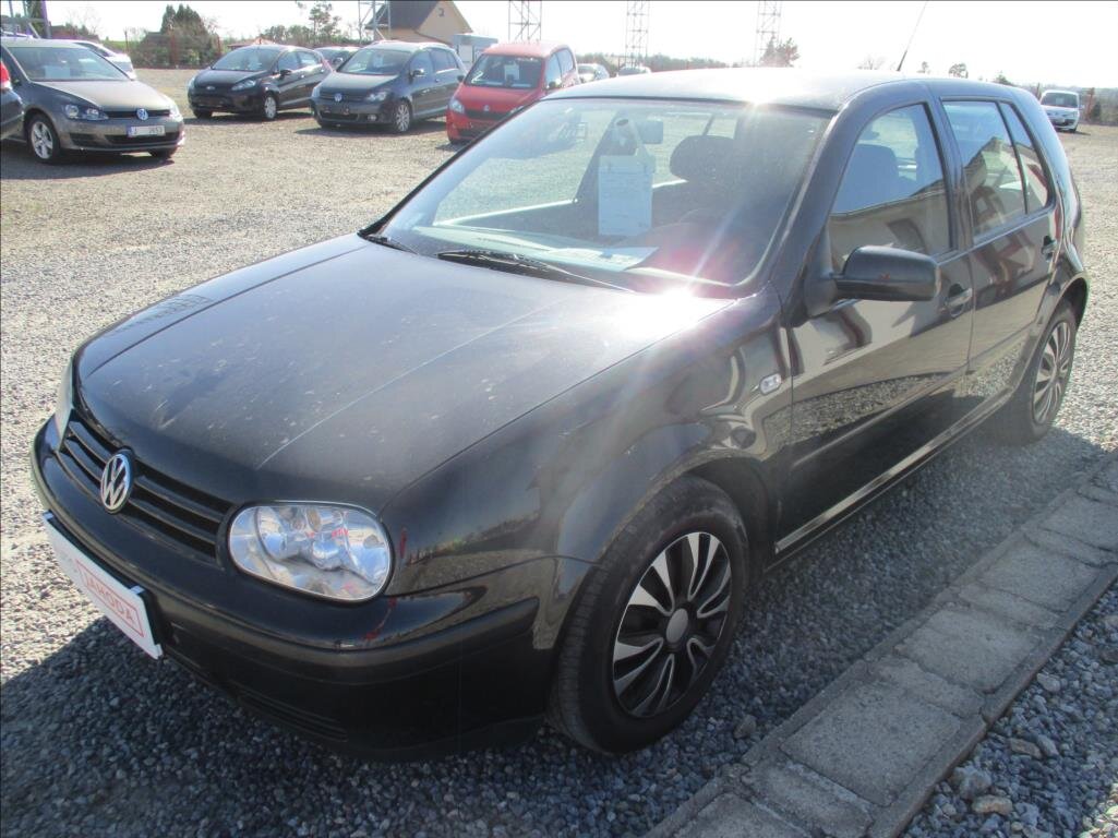 Volkswagen Golf Hatchback 1,6 l 77 kw