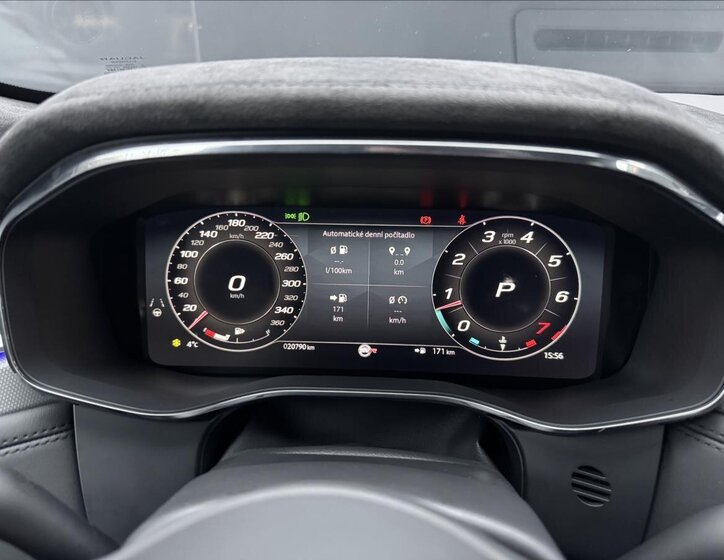 Jaguar F-Pace SUV 5,0 l 405 kw