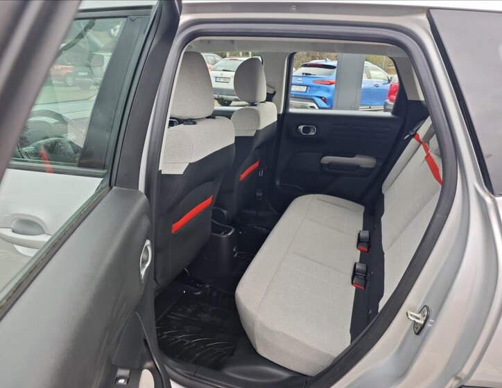 Citroën C3 Aircross SUV / Terénní 1,2 l 81 kw