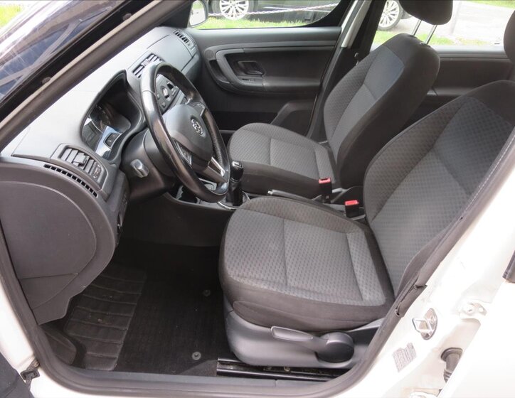 Škoda Roomster MPV 1,2 l 63 kw