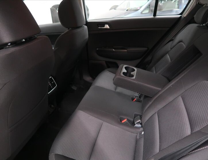 KIA Sportage SUV 1,6 l 100 kw