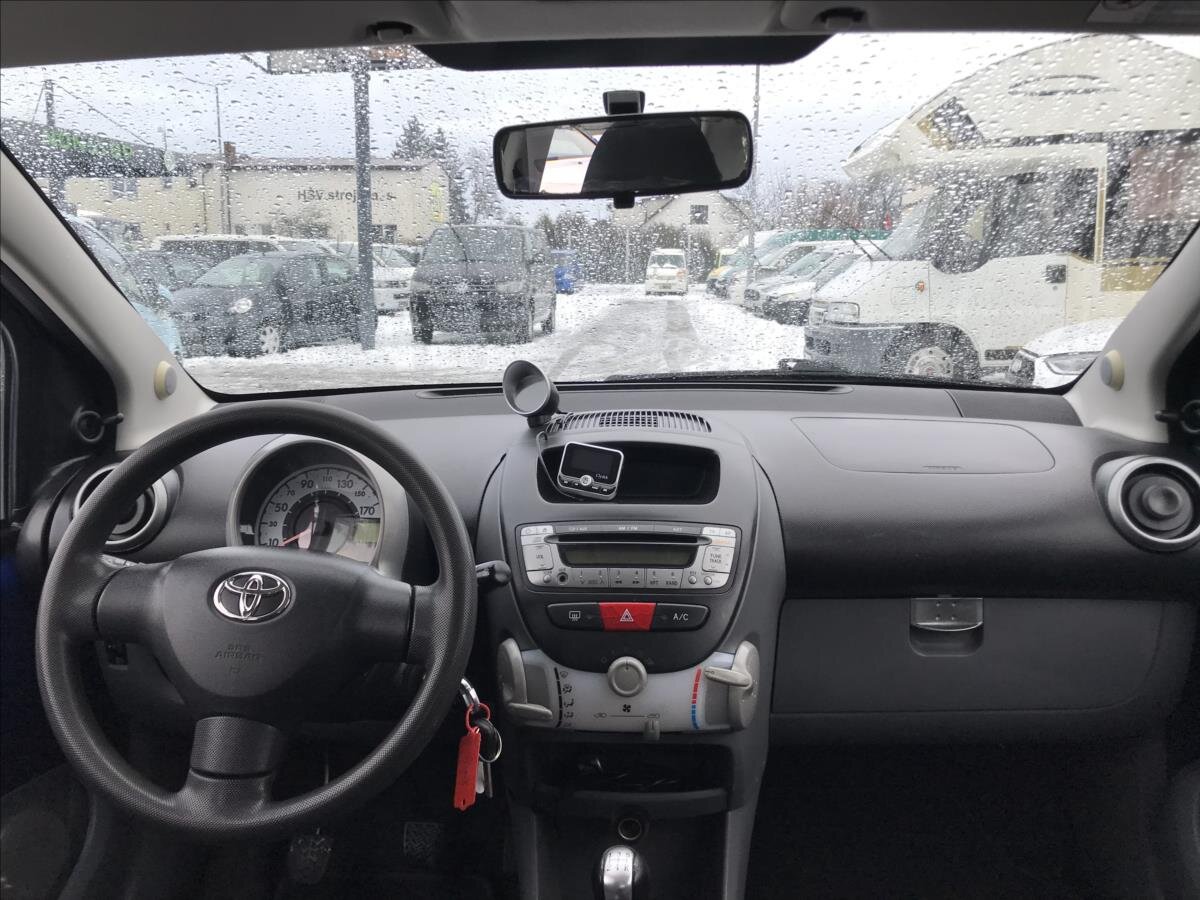 Toyota Aygo Hatchback 998,0 50 kw