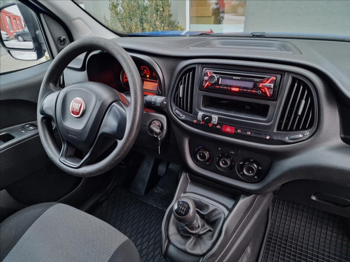 Fiat Dobló cargo Skříň 1,4 l 88 kw