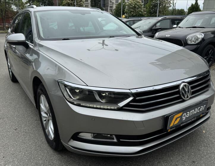 Volkswagen Passat 16