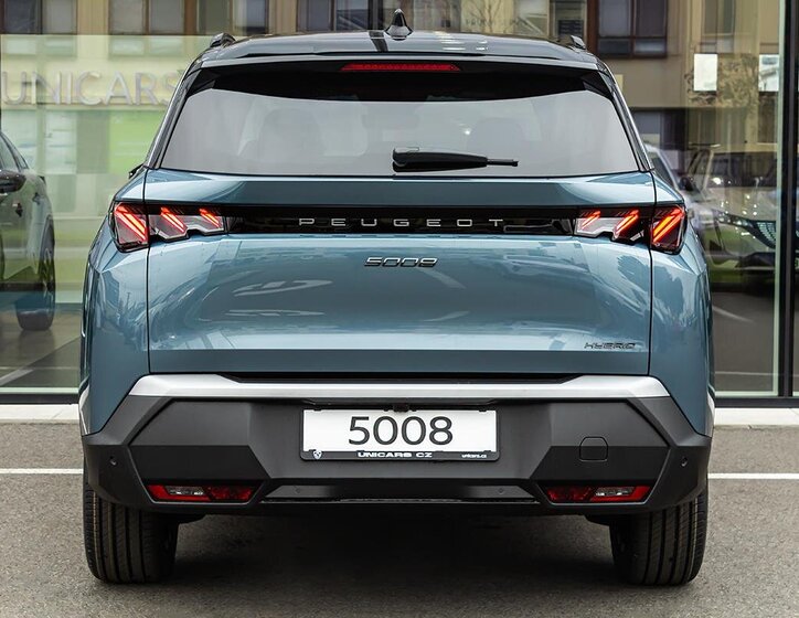 Peugeot 5008 SUV / Terénní 1,2 l 107 kw
