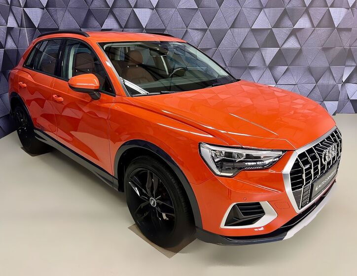 Audi Q3 4