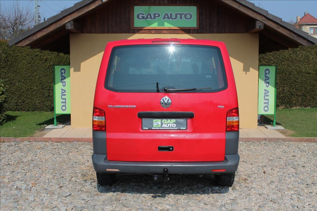 Volkswagen Transporter Kombi 2,5 l 96 kw