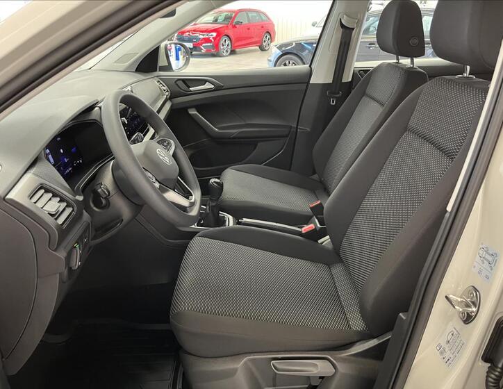 Volkswagen T-Cross 8