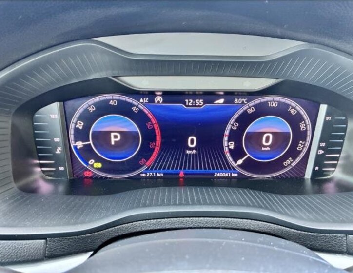 Škoda Karoq SUV / Terénní 2,0 l 110 kw