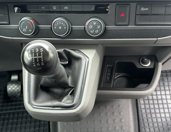Volkswagen Transporter Kombi 2,0 l 110 kw