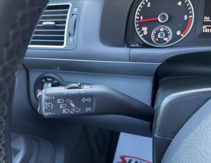 Volkswagen Touran MPV 1,6 l 77 kw