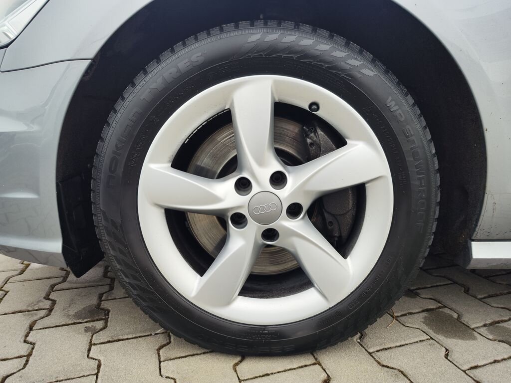 Audi A6 Sedan / Limuzína 3,0 l 200 kw