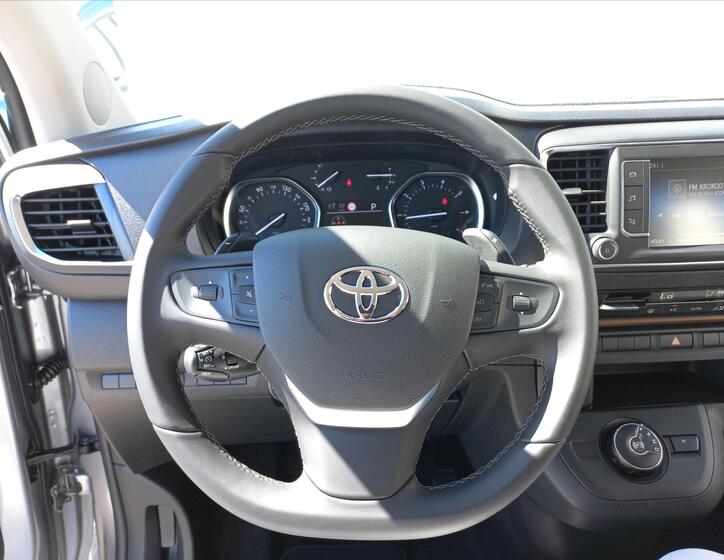 Toyota ProAce Verso 21