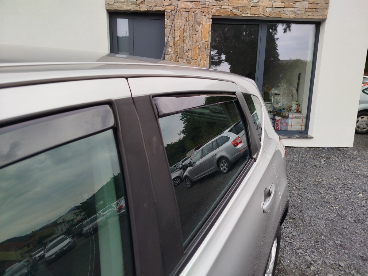 Nissan Qashqai SUV 2,0 l 110 kw