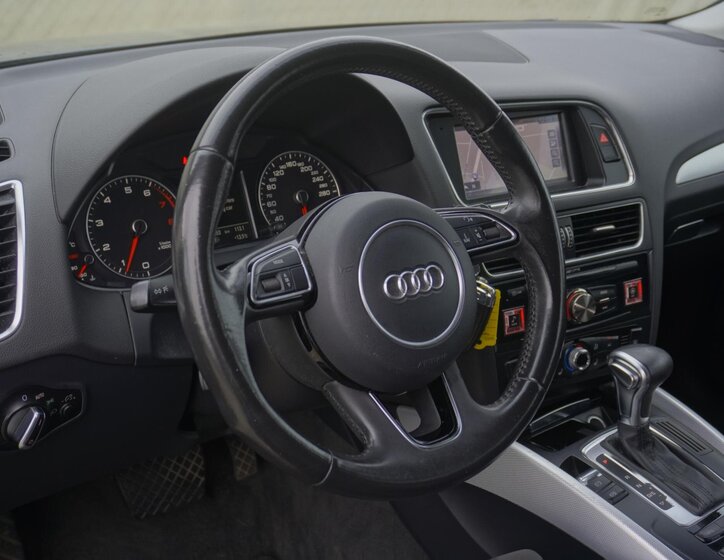 Audi Q5 9
