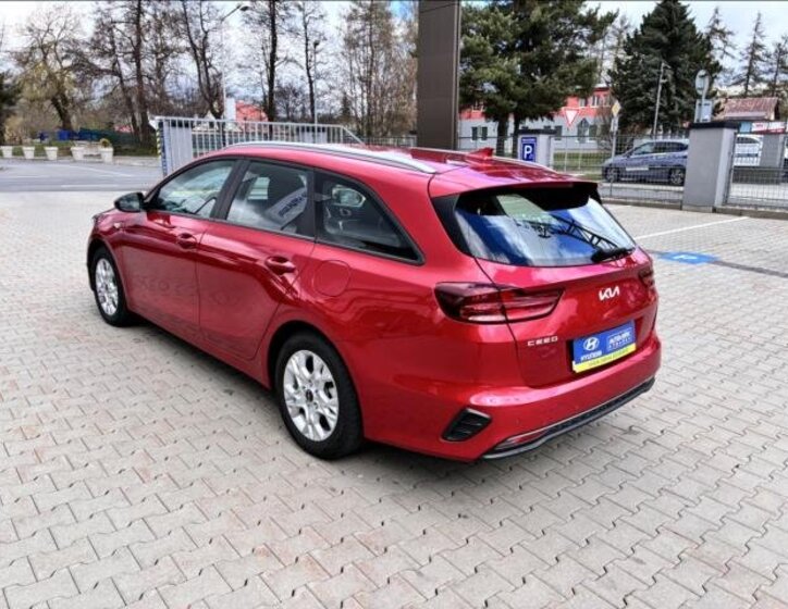 KIA Ceed Kombi 1,5 l 117 kw