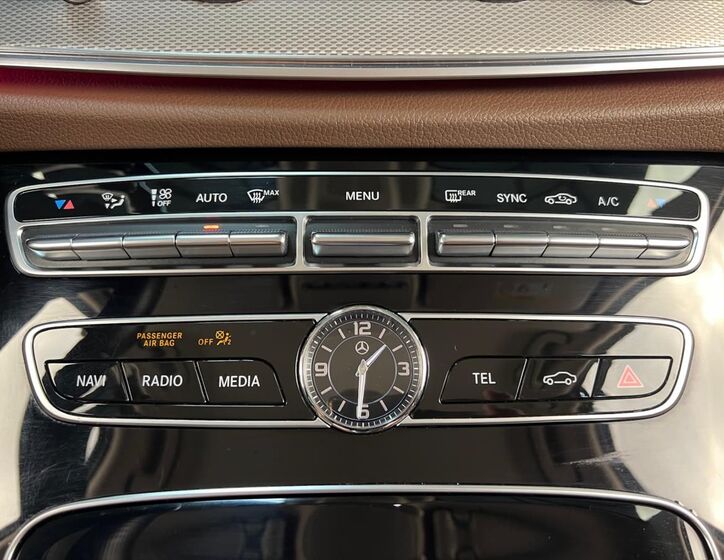 Mercedes-Benz Třídy E 22