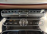 Mercedes-Benz Třídy E 22