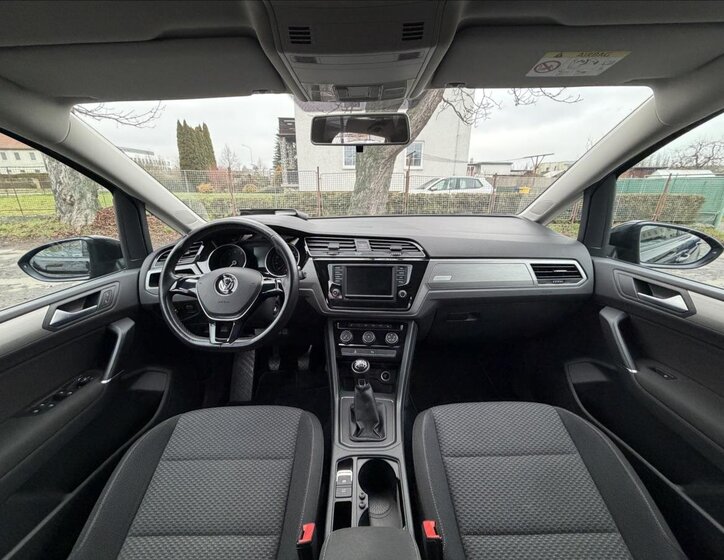 Volkswagen Touran MPV 1,2 l 81 kw