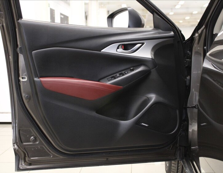 Mazda CX-3 SUV 2,0 l 110 kw