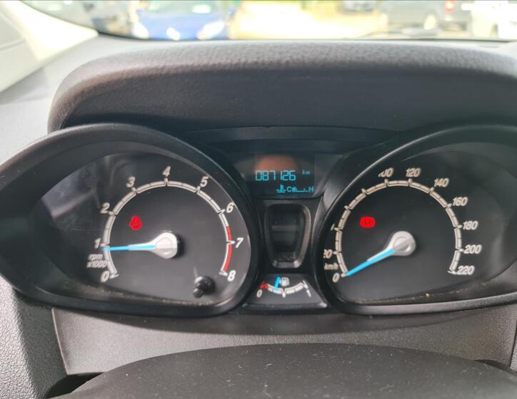 Ford Tourneo Courier 18