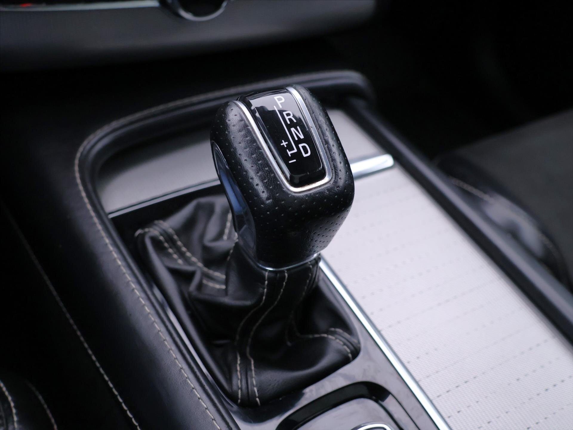 Volvo XC90 SUV 2,0 l 173 kw