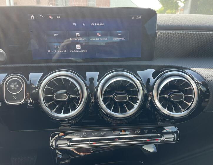 Mercedes-Benz Třídy A 12