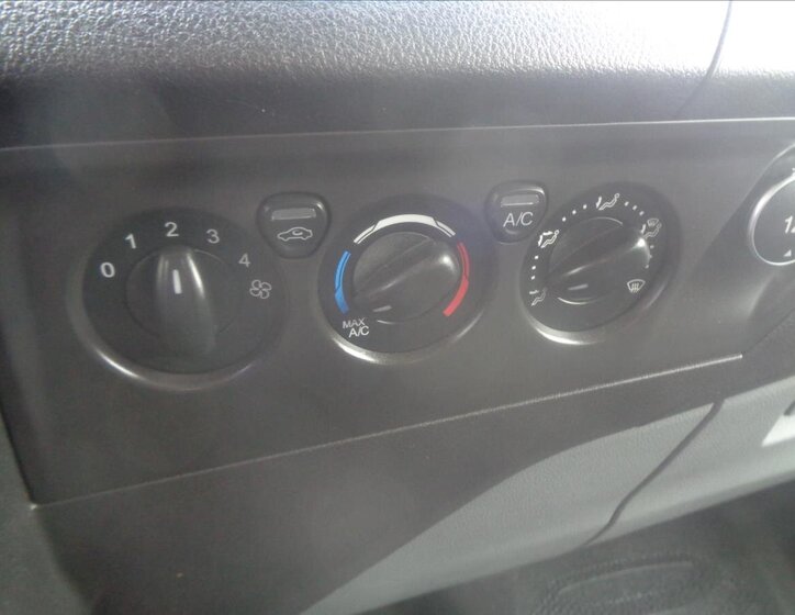 Ford Transit Custom Ostatní 2,0 l 77 kw