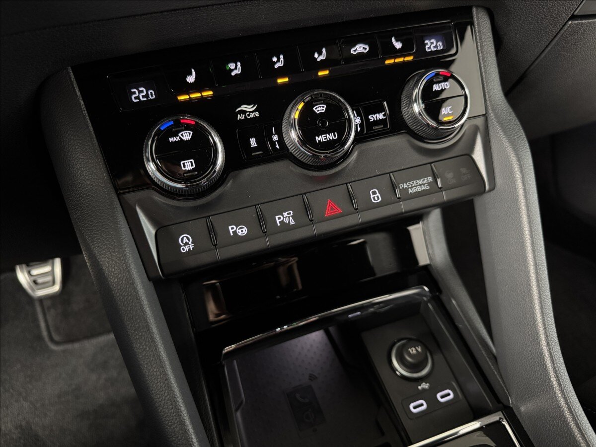 Škoda Karoq SUV / Terénní 2,0 l 110 kw