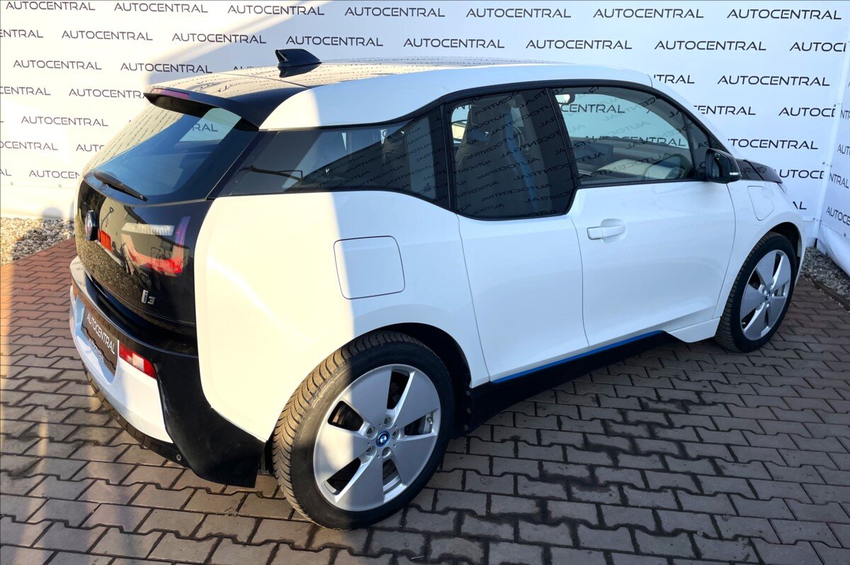 BMW i3 Hatchback 647,0 75 kw