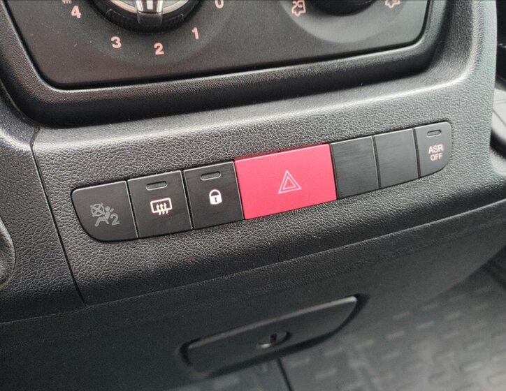 Peugeot Boxer Ostatní 2,2 l 103 kw