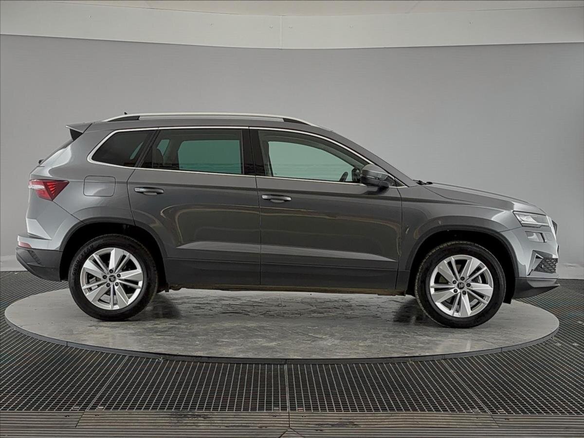 Škoda Karoq SUV / Terénní 1,5 l 110 kw