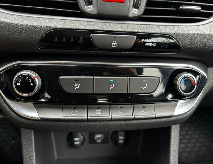 Hyundai i30 Kombi 1,6 l 85 kw