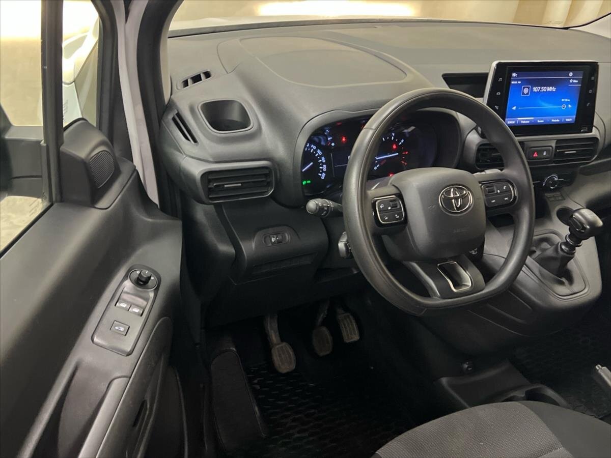 Toyota ProAce Skříň 1,5 l 75 kw