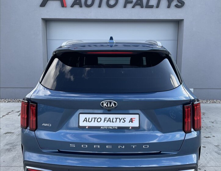 KIA Sorento SUV / Terénní 2,2 l 148 kw