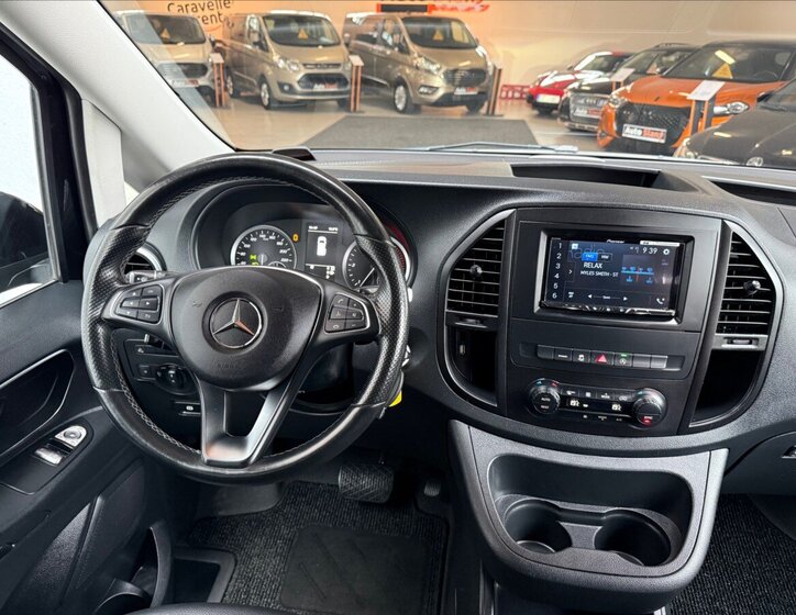 Mercedes-Benz Vito 15