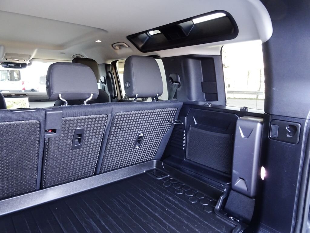 Land Rover Defender SUV / Terénní 3,0 l 221 kw