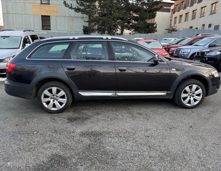 Audi A6 Allroad Kombi 3,0 l 171 kw