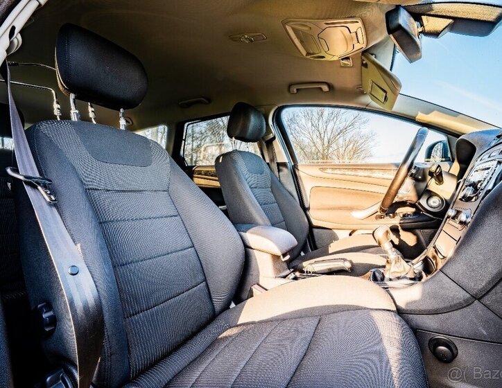 Ford Mondeo Kombi 0,0 104 kw