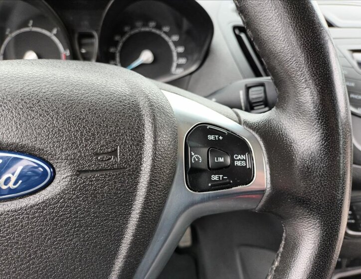 Ford Tourneo Courier MPV 1,5 l 55 kw