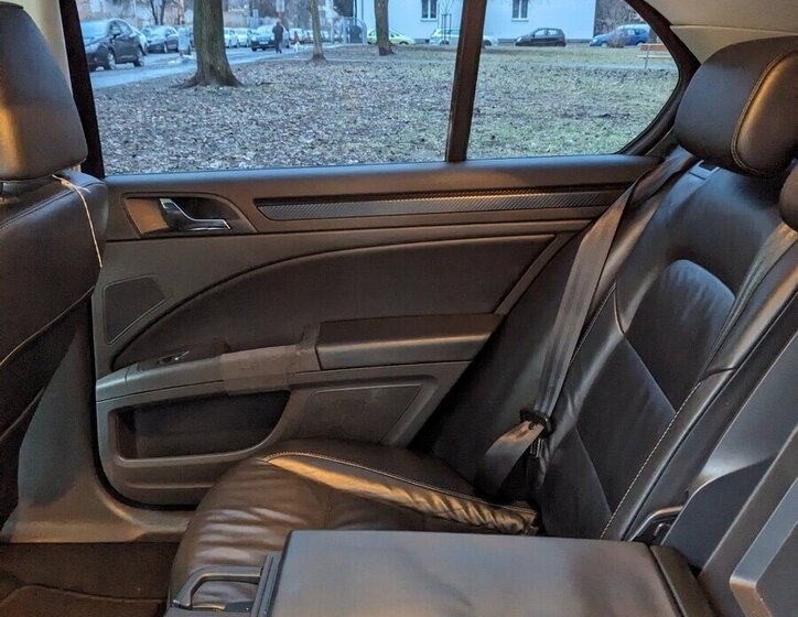 Škoda Superb Sedan 2,0 l 103 kw